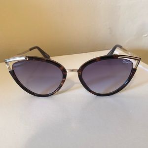 Quay Australia Sunglasses - LIKE NEW -